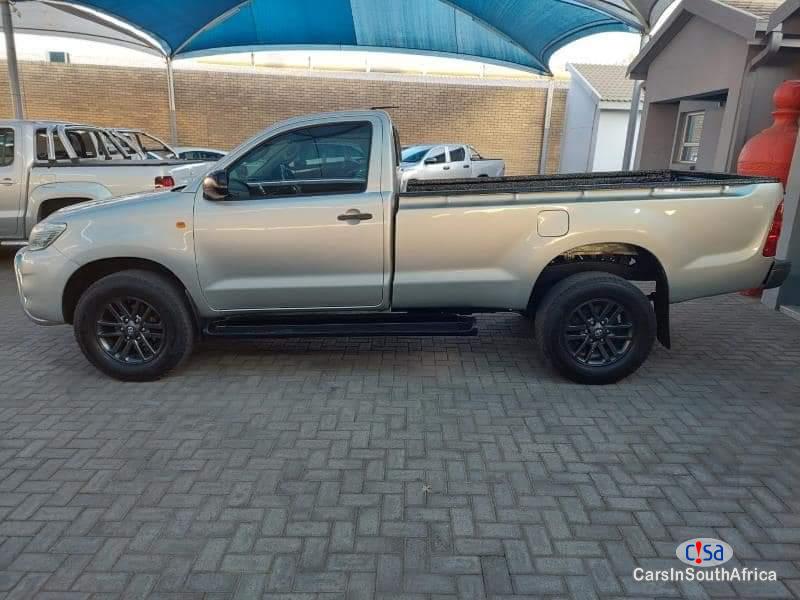 Toyota Hilux 2.5 Manual 2015 - image 3