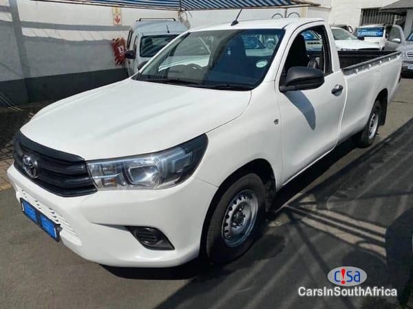Toyota Hilux 2.4GD6 Manual 2017 - image 4