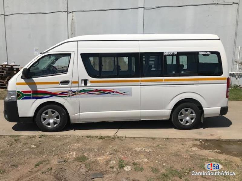 Toyota Quantum 2.5 Manual 2020 - image 4