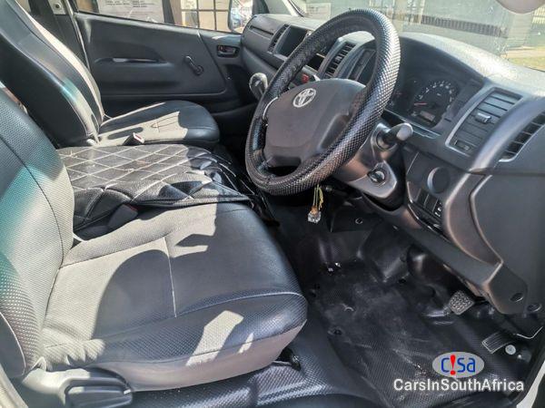 Toyota Quantum 2.5 D-4D Sesfikile 16-Seat Manual 2020 - image 4