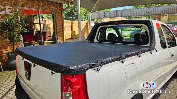 Nissan NP200 1.6 A/C Safety Pack Manual 2018 - image 2