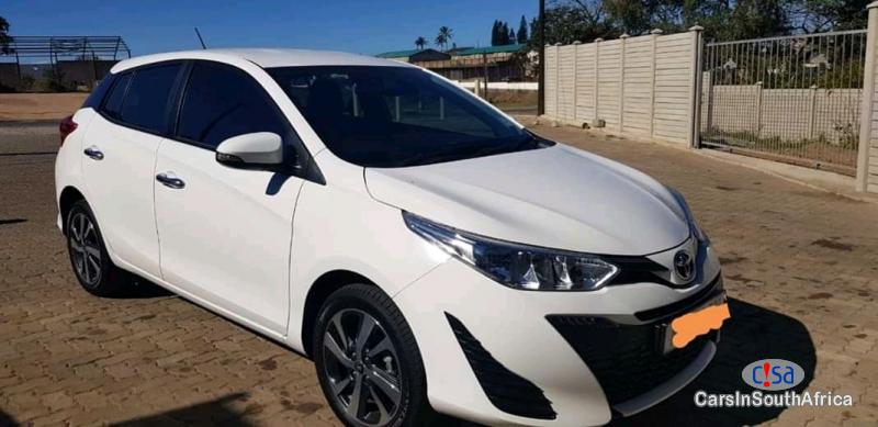 Toyota Yaris 1.4 Automatic 2019 - image 2