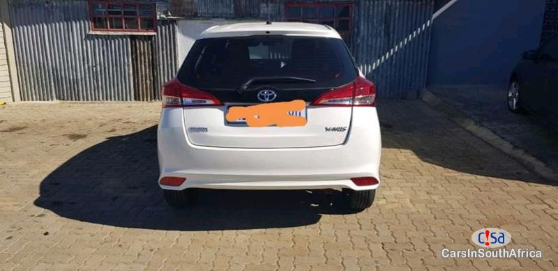 Toyota Yaris 1.4 Automatic 2019 - image 3