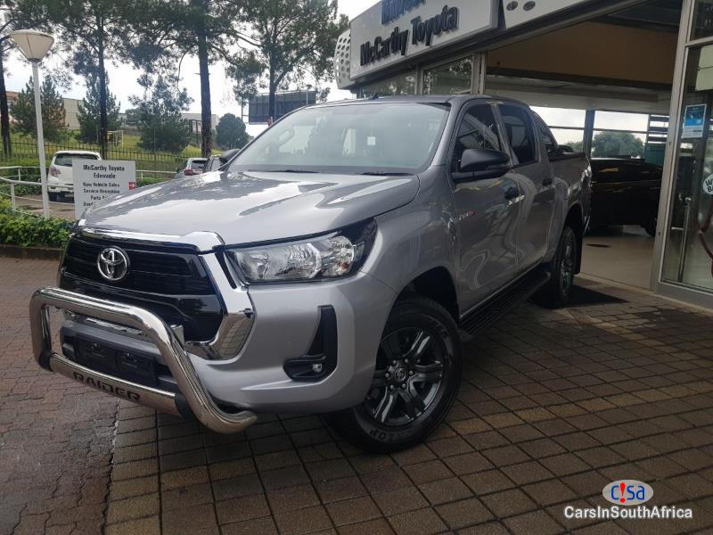 Toyota Hilux 2.8 Automatic 2022 - image 4