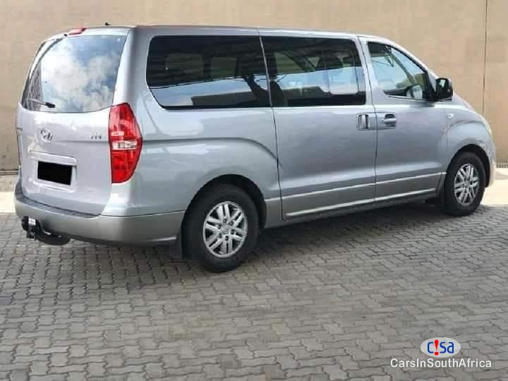 Hyundai H-1 2.5 Automatic 2018