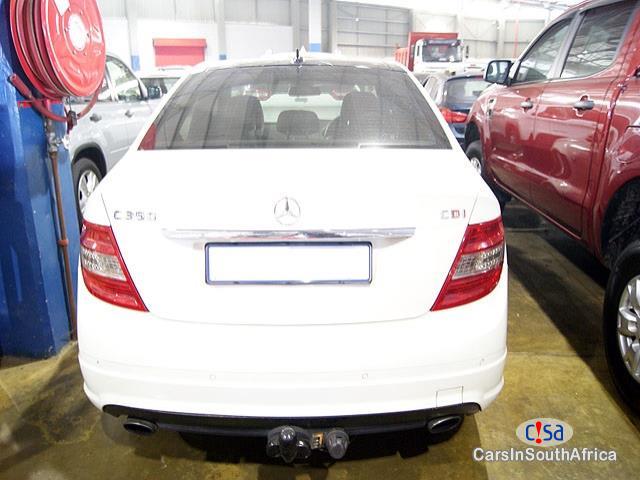 Mercedes Benz C-Class Automatic 2009 - image 3