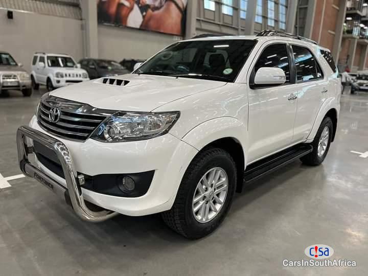 Toyota Fortuner 3.0 D4D Manual 2015 - image 2