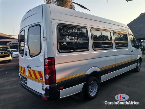 Volkswagen Crafter 23 Seater Bus Manual 2015 - image 2