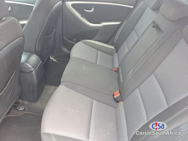 Hyundai i30 1.6 GLS Premium Manual 2012 - image 3