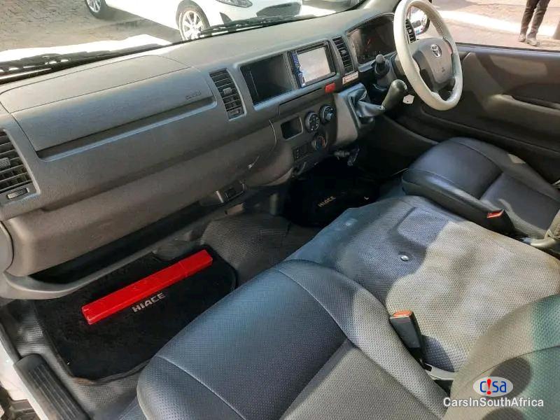 Toyota Quantum Manual 2021 - image 4