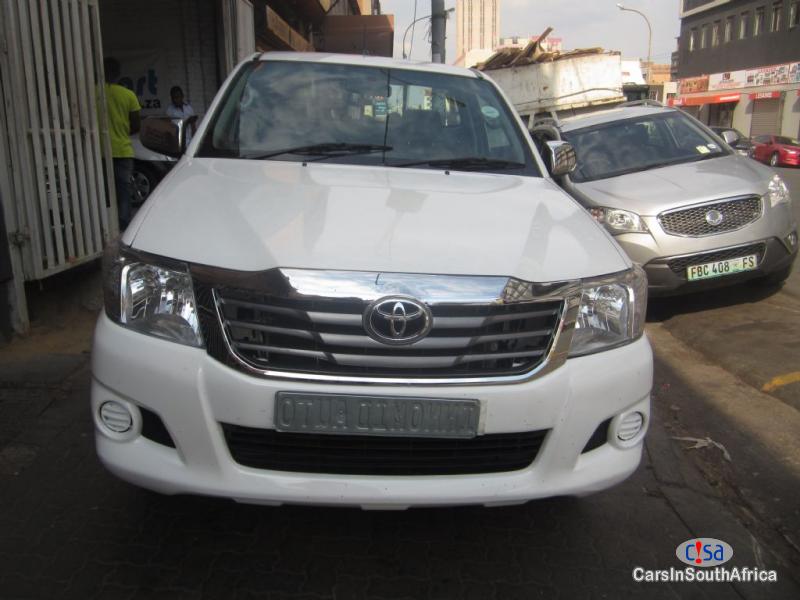 Picture of Toyota Hilux 2.4 Manual 2015