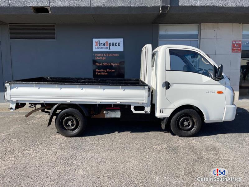 Hyundai H100 2.6D Chassis Manual 2017 in South Africa
