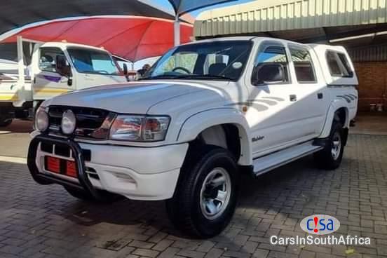 Toyota Hilux 3 00671651564t Manual 2009 - image 2