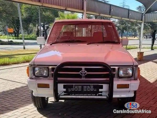 Picture of Toyota Hilux Hips Manual 1997