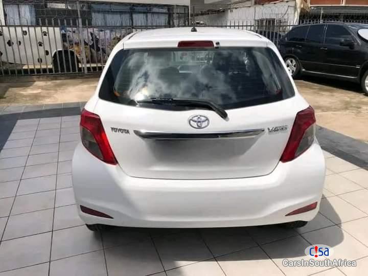 Toyota Yaris Manual 2014