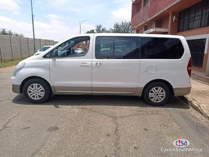 Hyundai H-1 Automatic 2017 - image 2