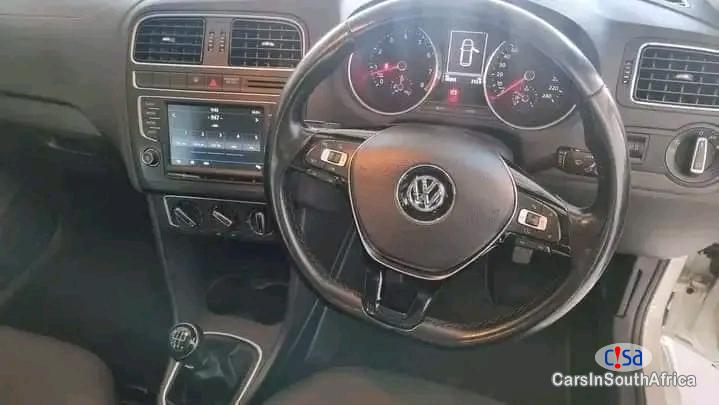 Volkswagen Polo Tsi 1.2 [+27719391204] Manual 2017 - image 11