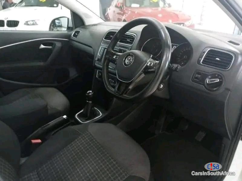 Volkswagen Polo Tsi 1.2 [+27719391204] Manual 2017 - image 9