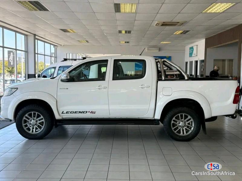 Toyota Hilux 3.0 D4D LEGEND 45 RAIDER [0817579183] Manual 2015 - image 5