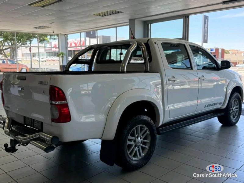 Toyota Hilux 3.0 D4D LEGEND 45 RAIDER [0817579183] Manual 2015 - image 6