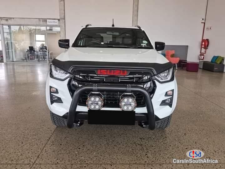 Pictures of Isuzu Isuzu 1.9 X-Rider Contact Or Whatsapp 0665141346 Automatic 2023