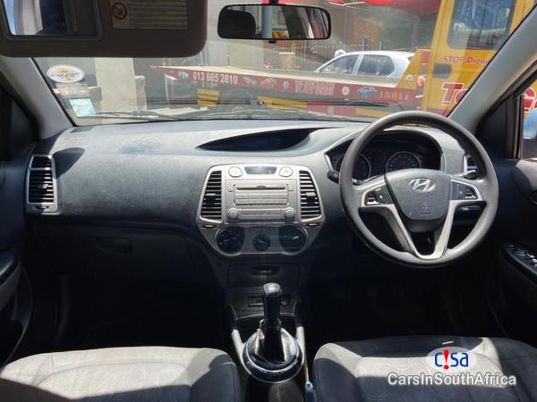 Hyundai i20 1.4 Manual 2012 - image 4