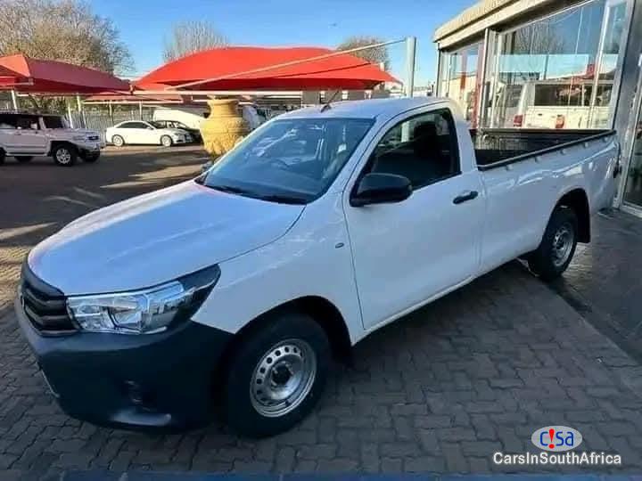 Toyota Hilux 2.4GD Manual 2020 - image 4