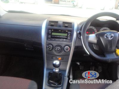 Toyota Corolla 1.6 Professional Manual 2011 - image 9