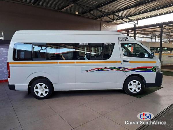 Toyota Quantum 2.5 D-4D Sesfikile 16-Seat Manual 2022 - image 2