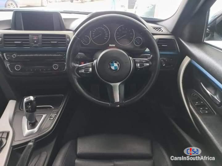 BMW 3-Series 320i Automatic 2015 - image 8