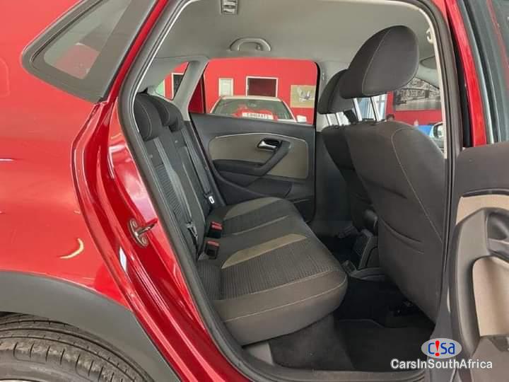 Volkswagen 1.2TSl Manual 2016 - image 5
