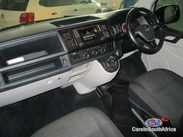 Volkswagen Kombi T6 2.0 TDI Trendline Manual 2016 - image 5