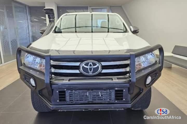 Picture of Toyota Hilux 2.8GD Manual 2015