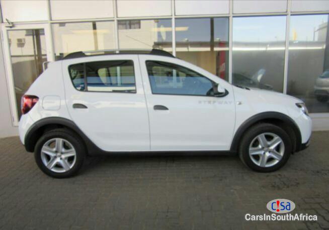 Renault Sandero Manual 2015 in Gauteng