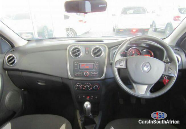 Renault Sandero Manual 2015 in South Africa