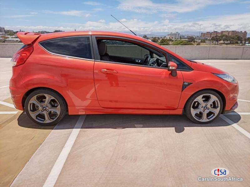 Ford Fiesta 2016 0735069640 Manual 2016