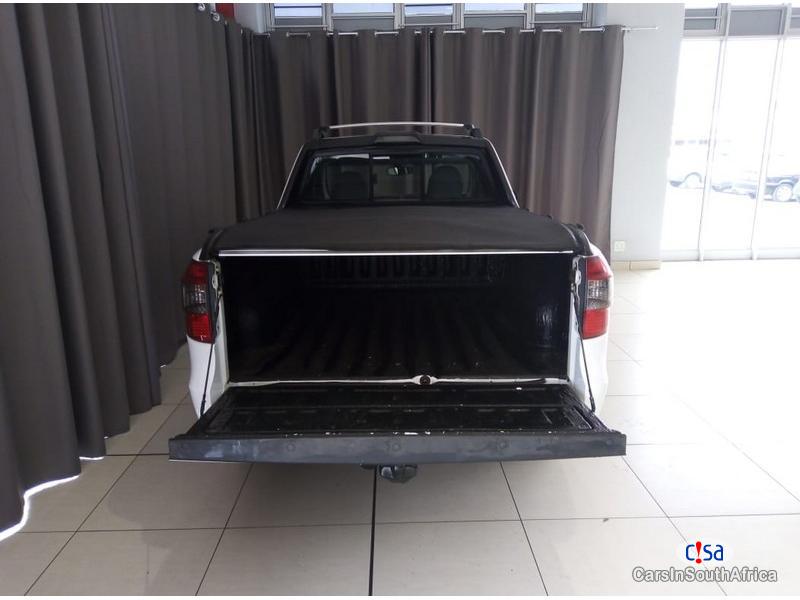 Chevrolet Utility Manual 2015 in South Africa