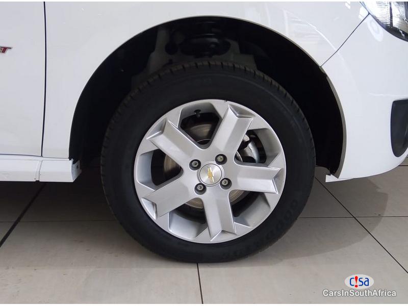 Chevrolet Utility Manual 2015 in South Africa - image