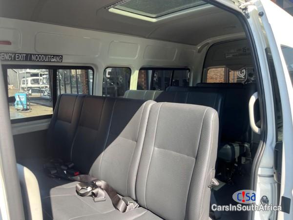 Toyota Quantum 2.5 D-4D Sesfikile 16-seeat Call 081 494 5928 Manual 2019 - image 3
