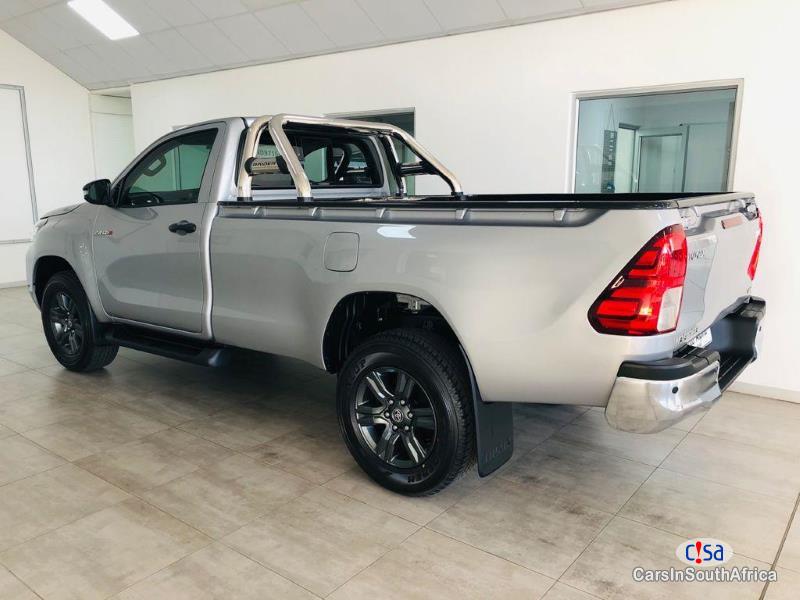 Toyota Hilux 2.8G Diesil+27 78 321 4168 Automatic 2020 - image 2