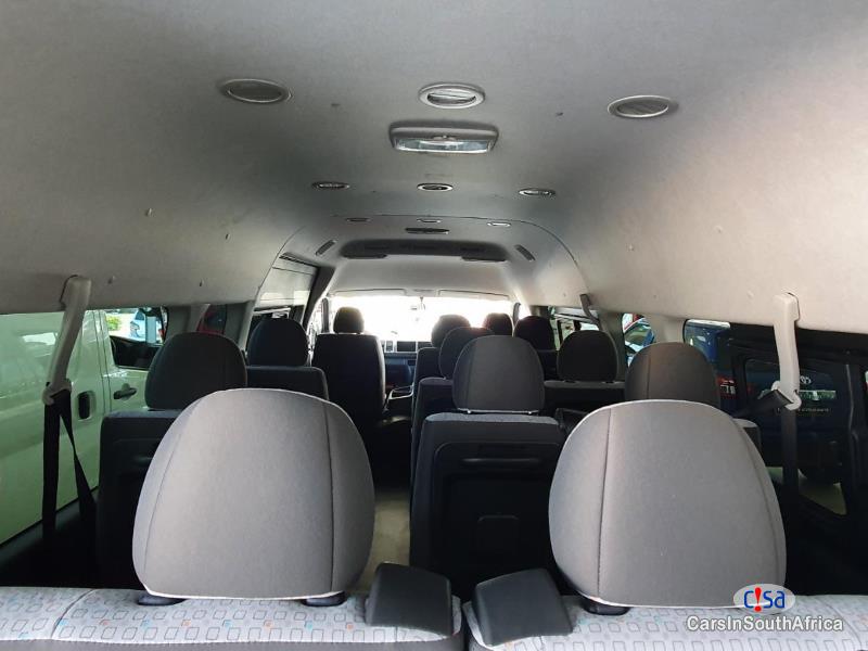 Toyota Quantum 2.5 GL Manual 2018 - image 4