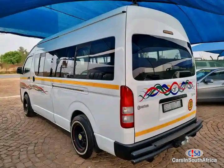Toyota Quantum 2.5 D-4D Sesfikile 16-Seat Manual 2022 - image 2