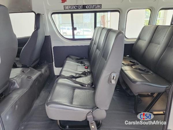 Toyota Quantum 2.5 Manual 2020 - image 4