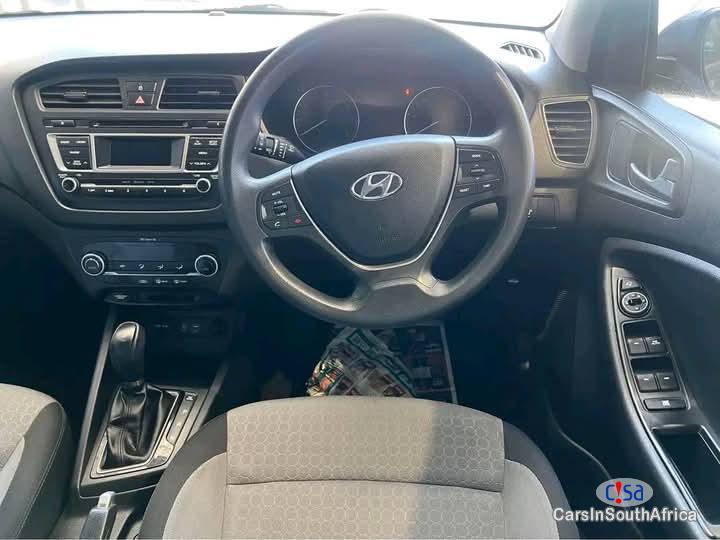 Hyundai i20 1.4 Automatic 2015 - image 3