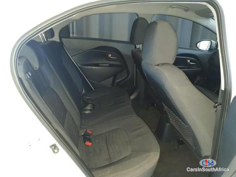 Kia Rio 1.4 Hatchback Automatic 2016 - image 10