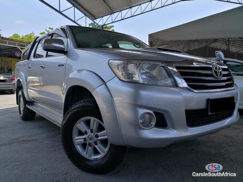 Pictures of Toyota Hilux 2.5 Manual 2013
