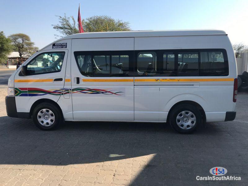 Toyota Quantum 2.5 D-4D Ses_fikile Manual 2016 in South Africa