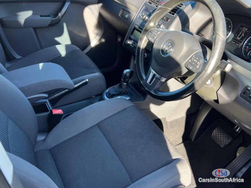 Volkswagen Touran 2.0 Volkswagen Touran Automatic 2016 in South Africa