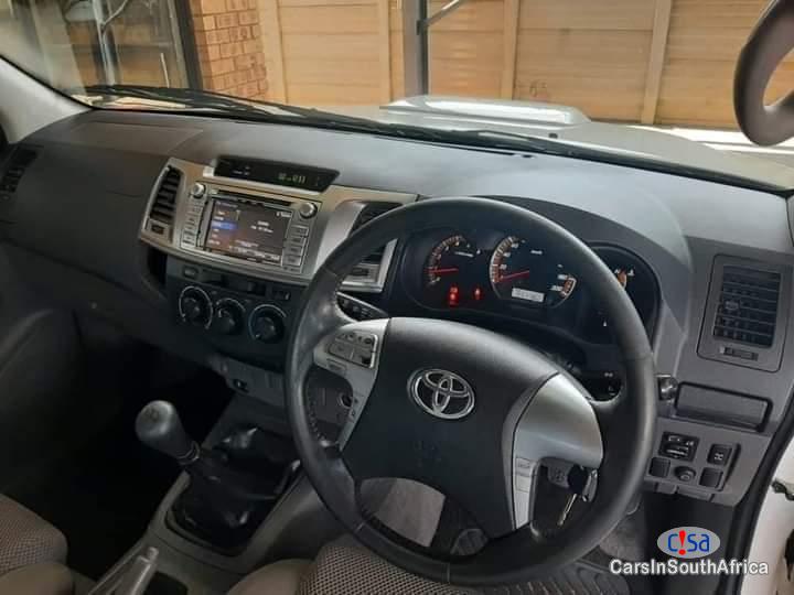 Toyota Hilux 3.0D4D...0679505805 Manual 2014 in South Africa - image