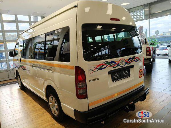 Toyota Quantum 2.5D-4D Sesifiki&acute;re Manual 2025